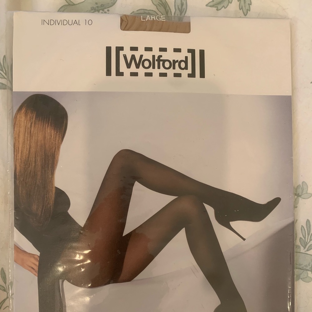 Wolford individual 10 large  cosmetic